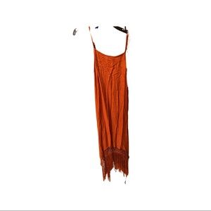 Dress with tassel bottoms